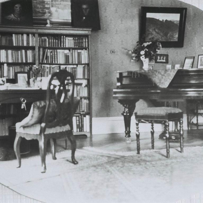 Weiße Villa – 8/10